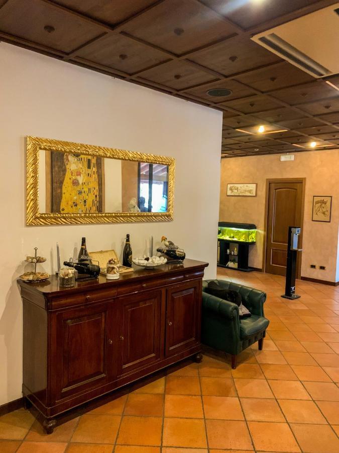 Hotel La Locanda Della Franciacorta Corte Franca Ngoại thất bức ảnh