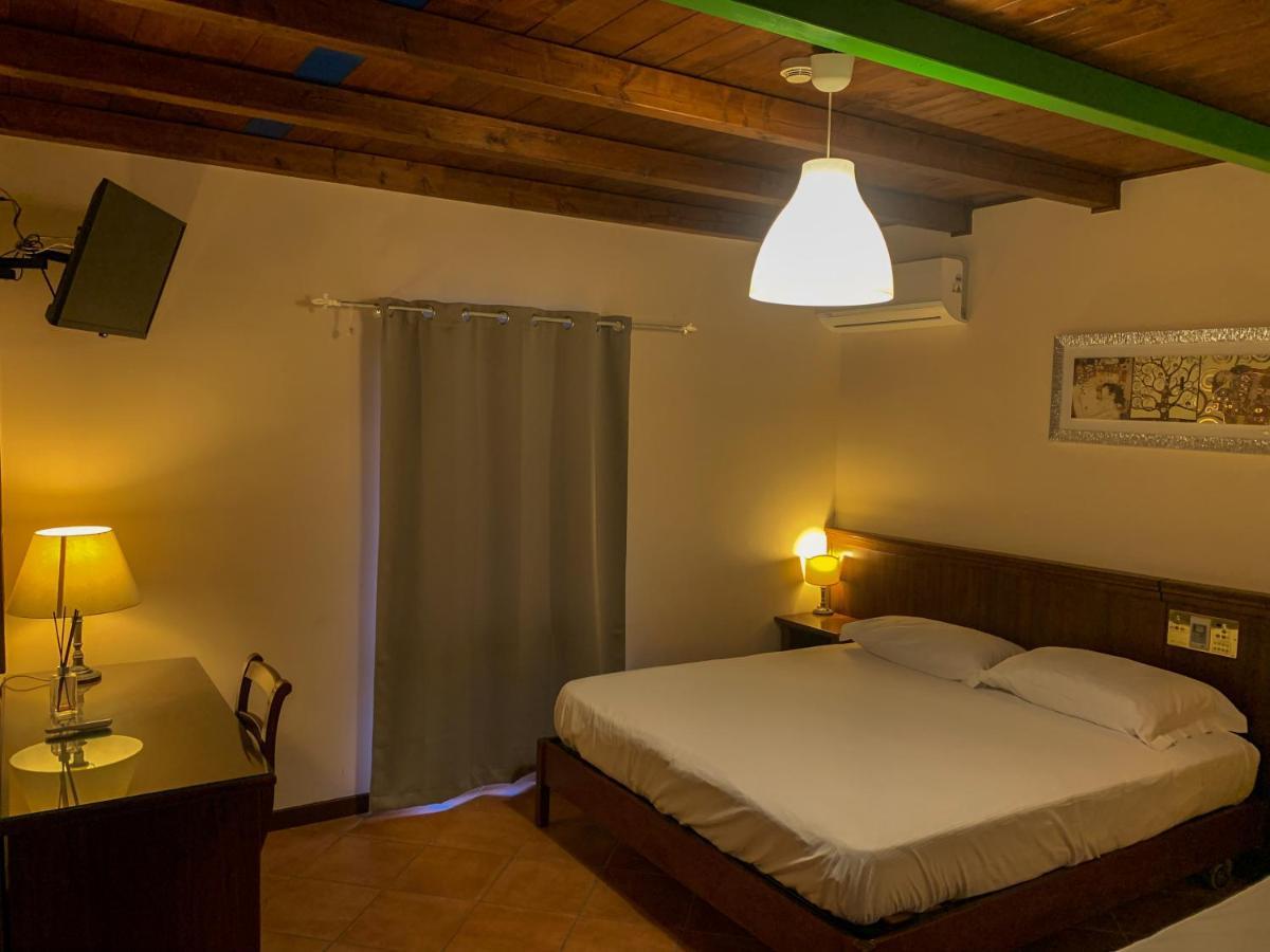 Hotel La Locanda Della Franciacorta Corte Franca Phòng bức ảnh