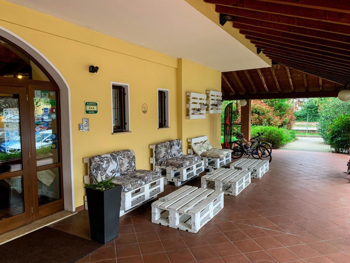 Hotel La Locanda Della Franciacorta Corte Franca Ngoại thất bức ảnh